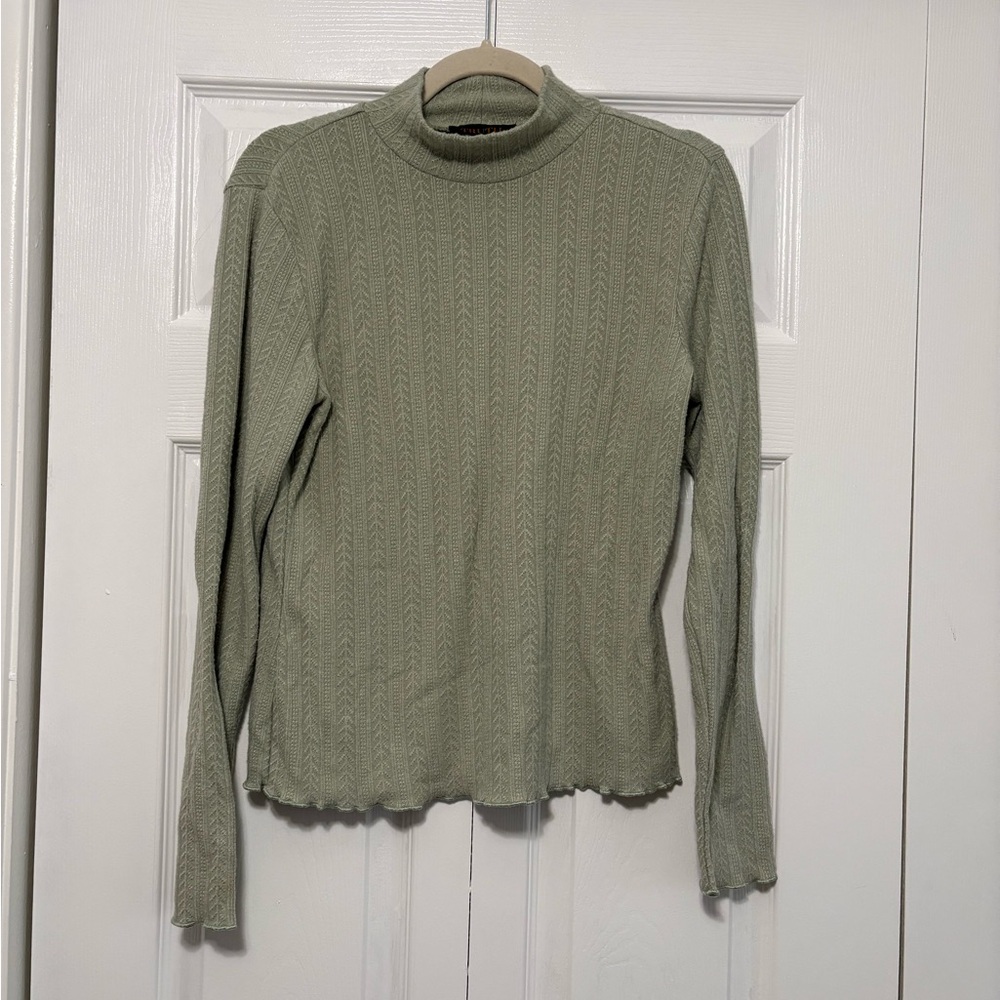 Truth by Republic Lettuce Hem Long Sleeve Knit Top Mock Neck Large Soft Layering